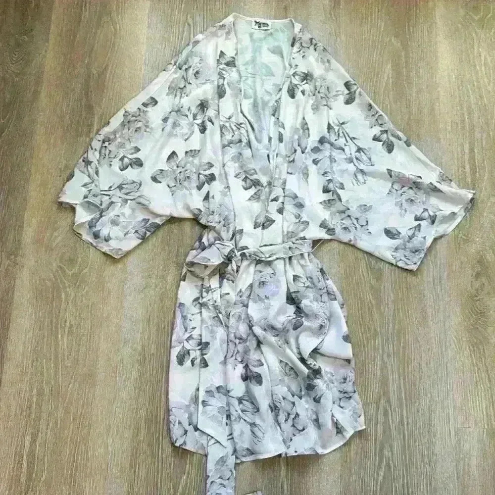 Show me your mumu kimono/robe medium